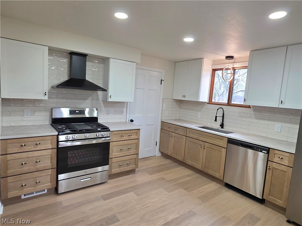 West/River Tr #2 - Residential