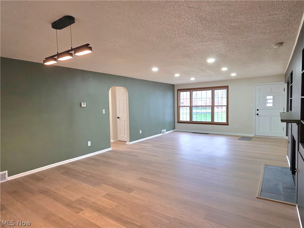 West/River Tr #2 - Residential