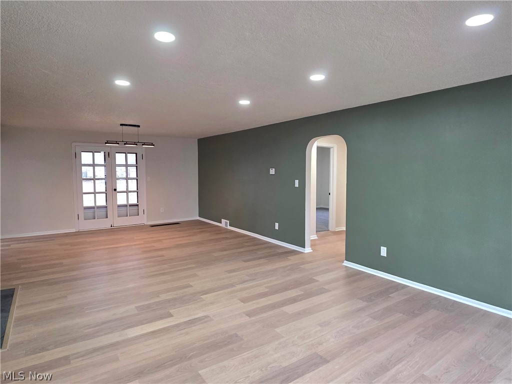 West/River Tr #2 - Residential