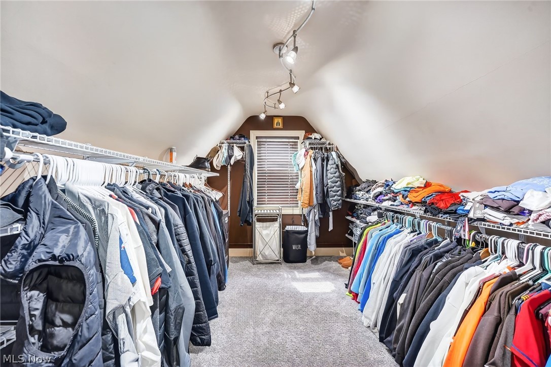 Ridgewood 02 - Residential