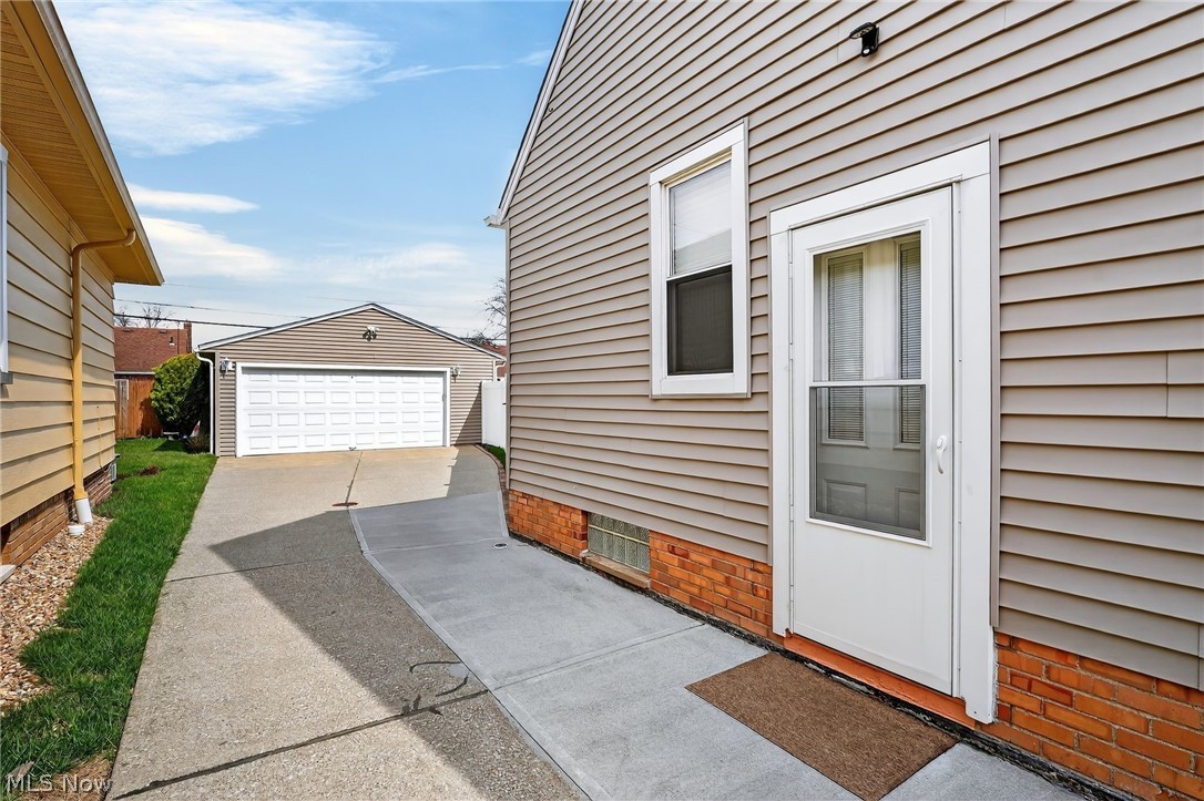 Ridgewood 02 - Residential