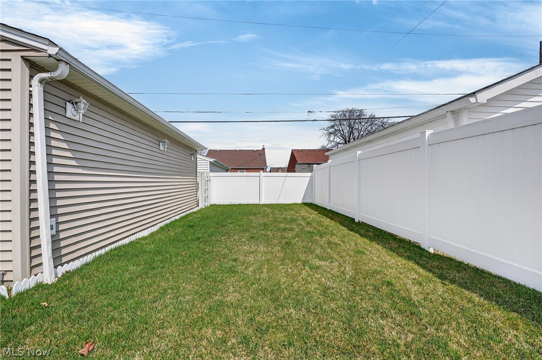 Ridgewood 02 - Residential