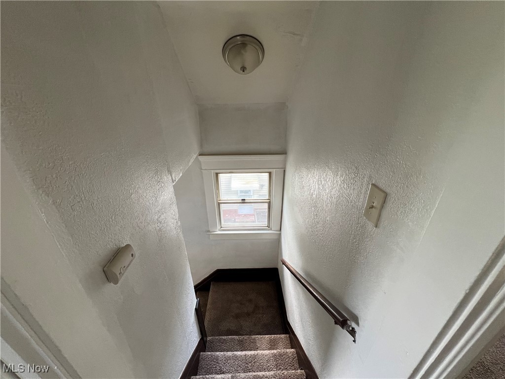 Kenwood - Residential Lease