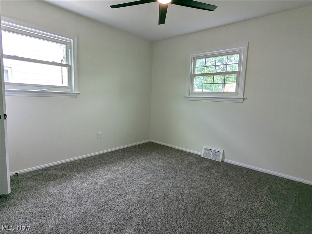 25370 Farringdon Avenue, Euclid, Ohio image 14
