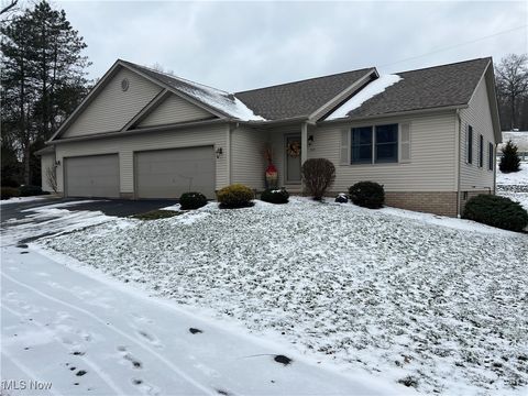 Homes For Sale - 209 Aspen Drive<br/> Tuscarawas County, Dover, OH 44622