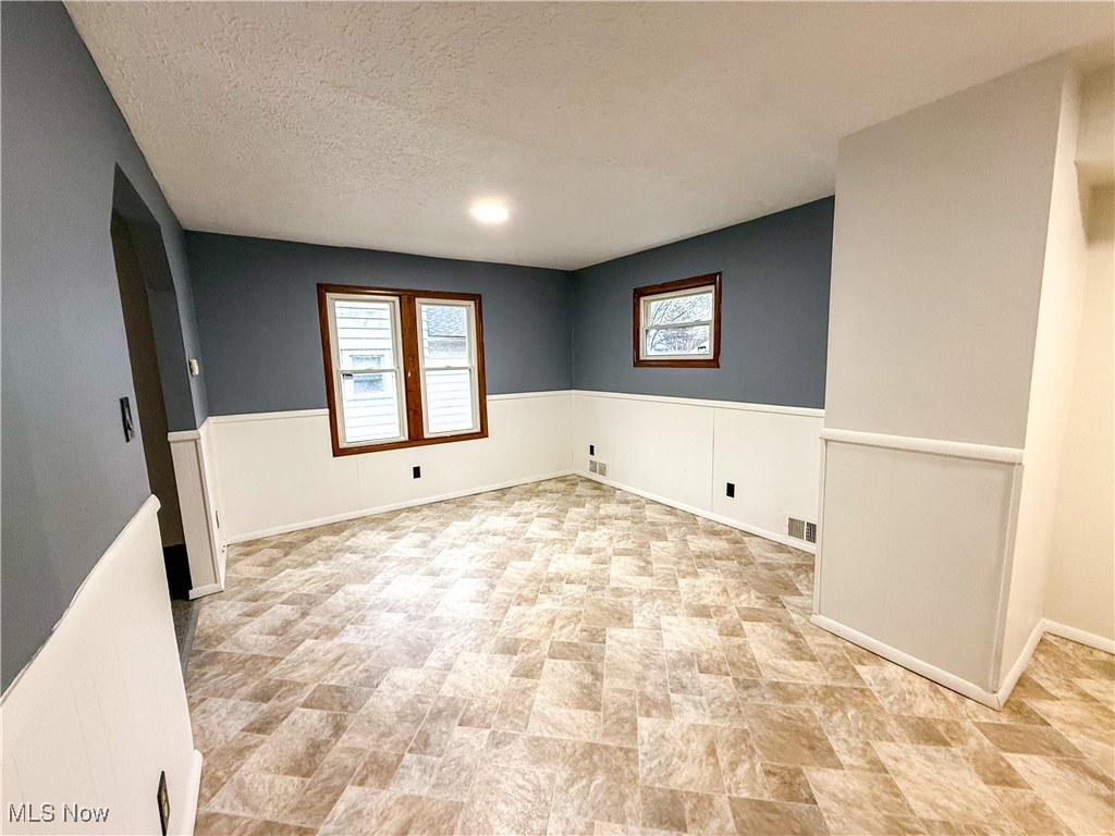 William T Sawyers Dolingwood A - Residential Lease