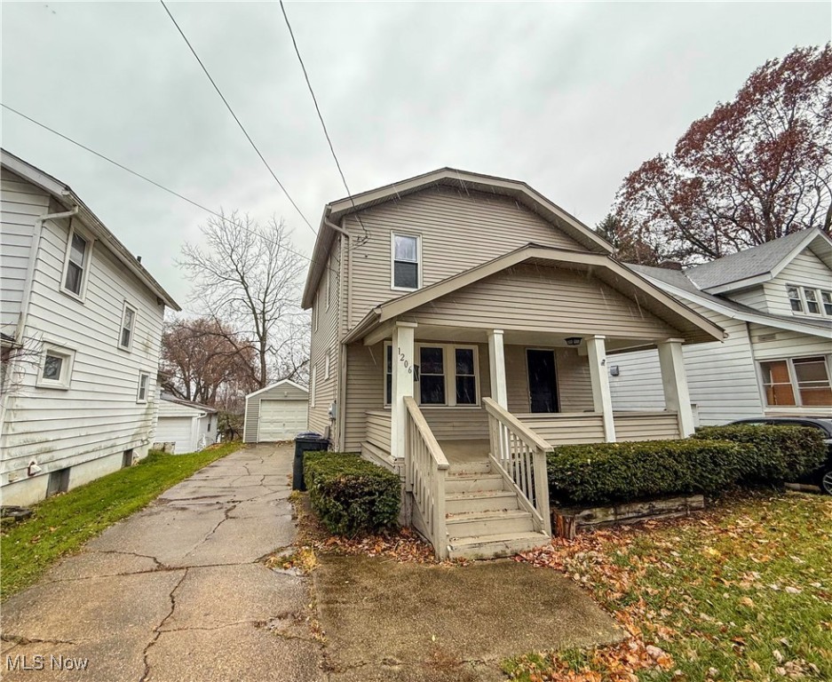 William T Sawyers Dolingwood A - Residential Lease