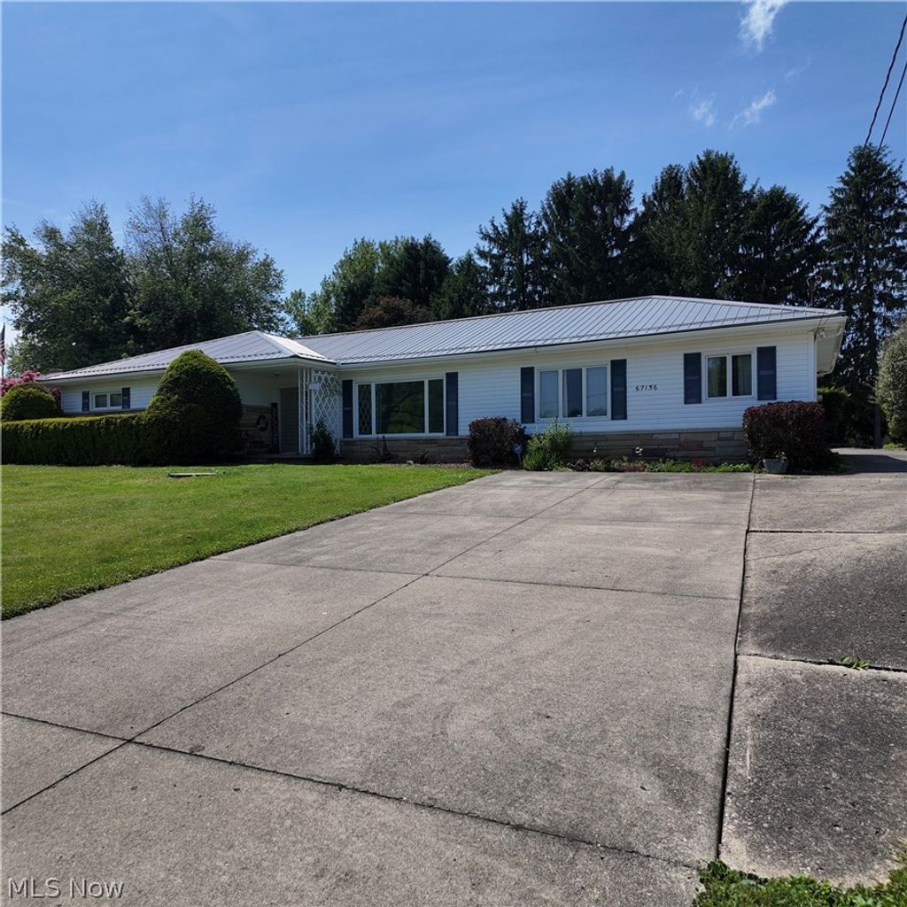 Photo of 67156 Joella Drive, St Clairsville, OH 43950 (MLS # 5210831)