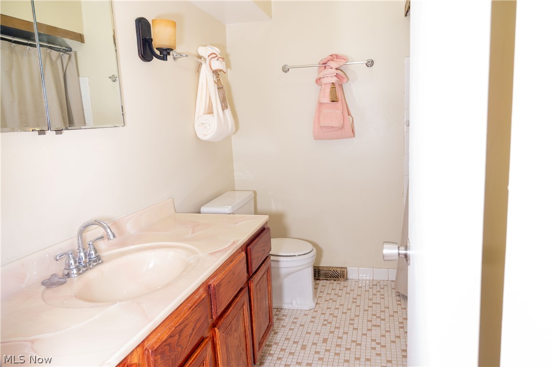 East Dawnwood Inc Skline Heights S - Residential