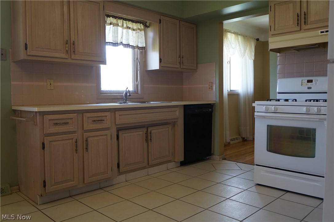 East Dawnwood Inc Skline Heights S - Residential