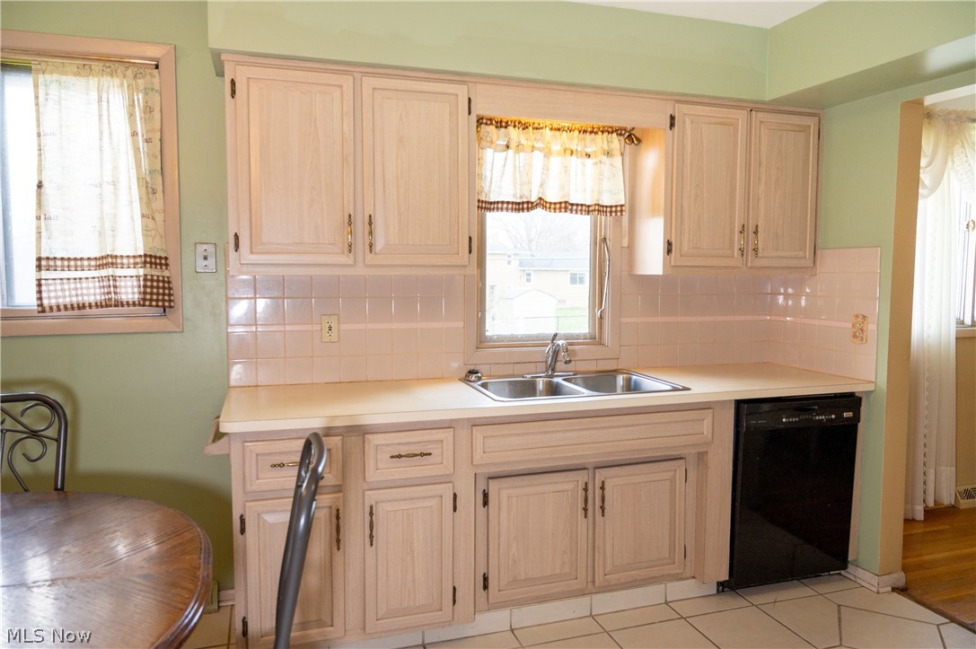 East Dawnwood Inc Skline Heights S - Residential