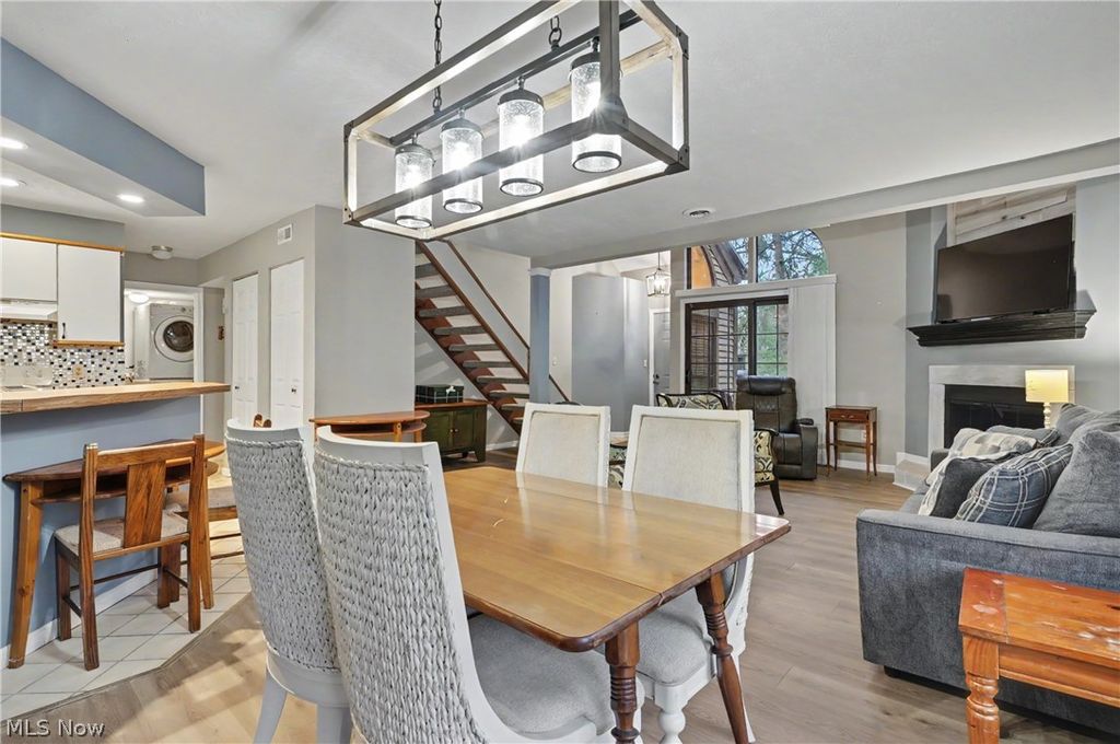 Photo of 1323 Red Tail Hawk Court #4, Youngstown, OH 44512 (MLS # 5193583)