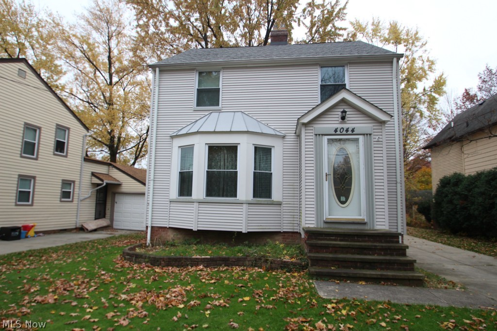 Monticello Manor - Residential