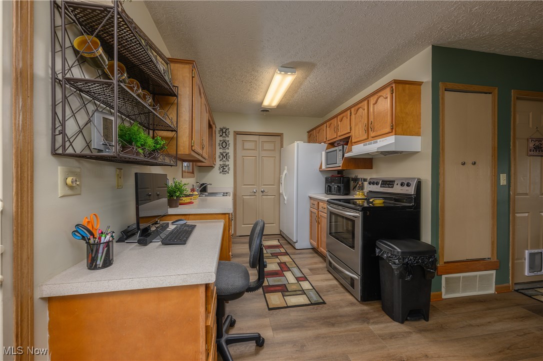Cedarwood Condo - Residential