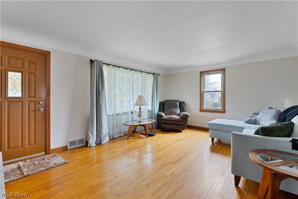 Photo of 9868 Unity Road, Poland, OH 44514 (MLS # 5188325)