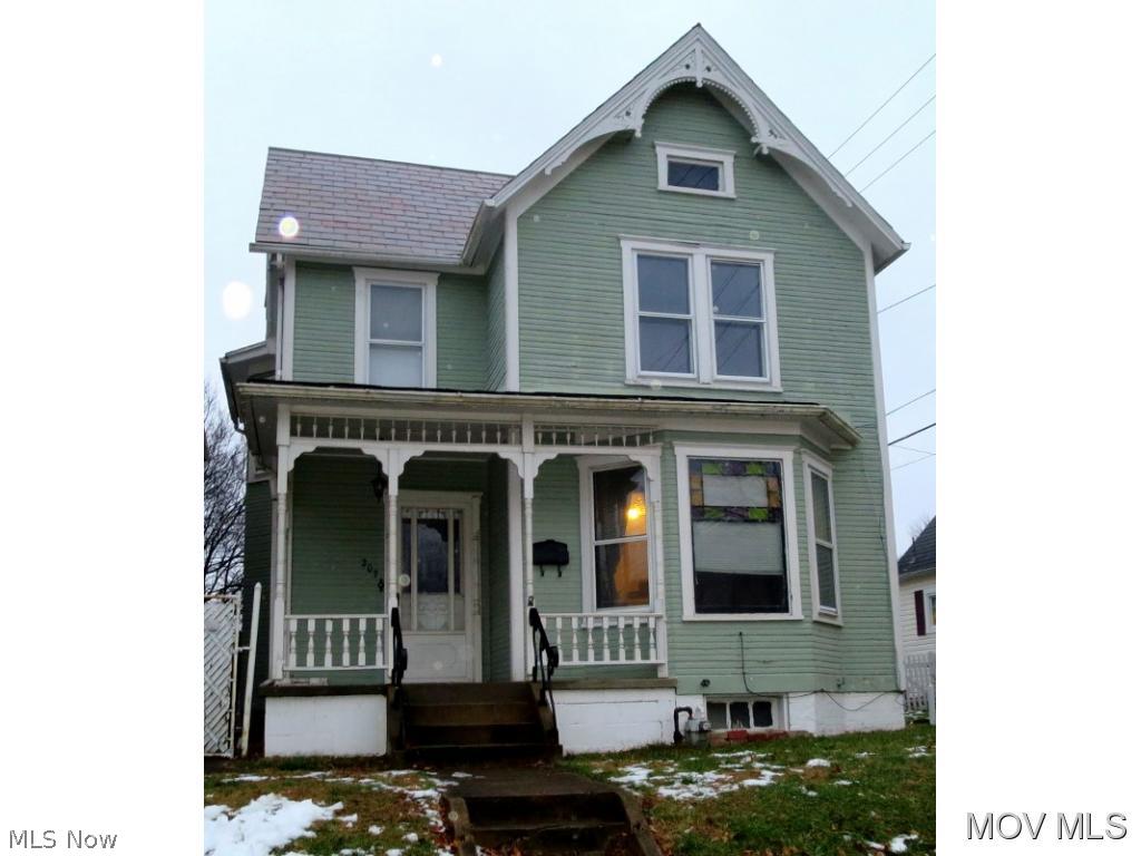 Live in one home and rent the other. This large 2 story home has 2 bedrooms upstairs and one bedroom on the main floor. Newer carpet upstairs, newer hot water tank. 2 car detached garage and either rent the home located right behind this home or use it as a Mother-in-law suite.Also see listing 239087. Elem: Washington Elementary School Elem/Bus: N JrHigh: Marietta Middle School School JrHigh/Bus: N High: Marietta High School High/Bus: Y Fire: CIT Police: CTY ;GAR= 2 Car Det, ;SQFT=Unit 1 SQFT= 2366 , Unit 2 SQFT= 728 ,