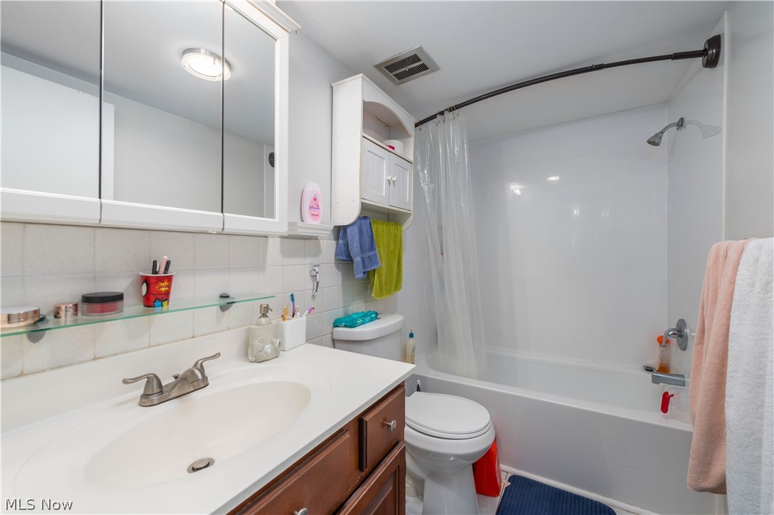 Carriage Hill Condo - Residential