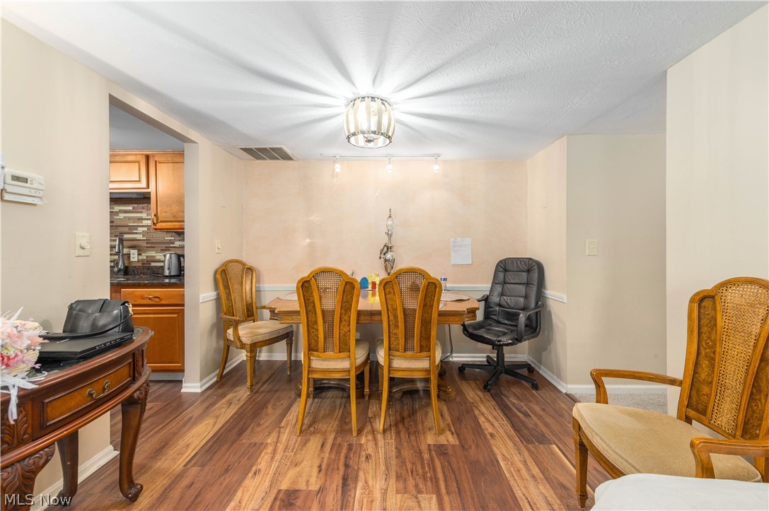Carriage Hill Condo - Residential
