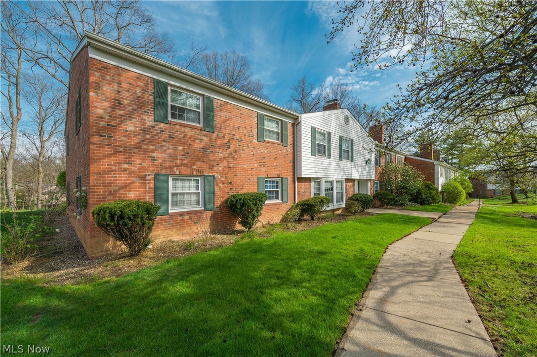 Carriage Hill Condo - Residential
