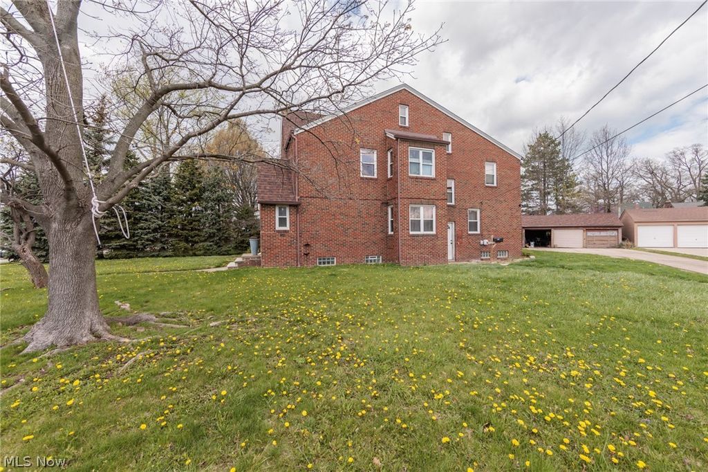 Photo of 3155 Rocky River Drive, Cleveland, OH 44111 (MLS # 5200899)