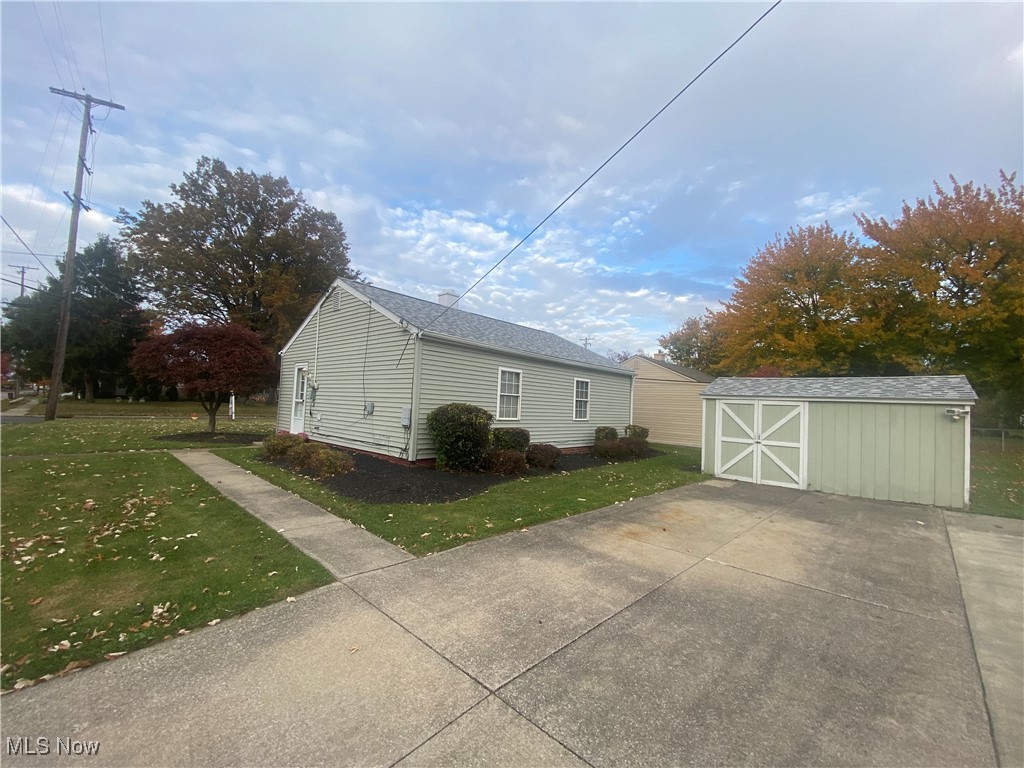 2428 W 9th St, Ashtabula, Ohio image 3