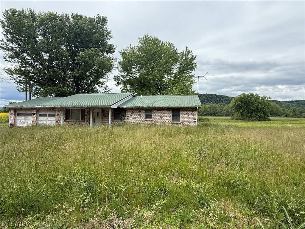 N Pleasants Highway