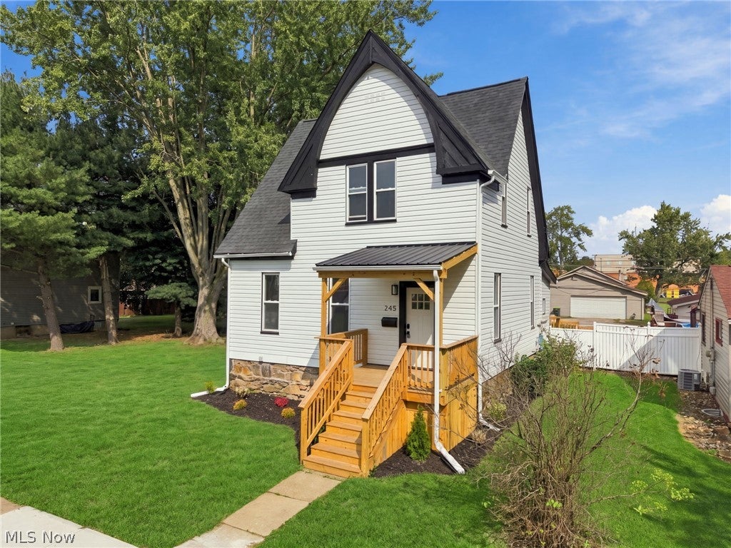 245 E Maryland Avenue