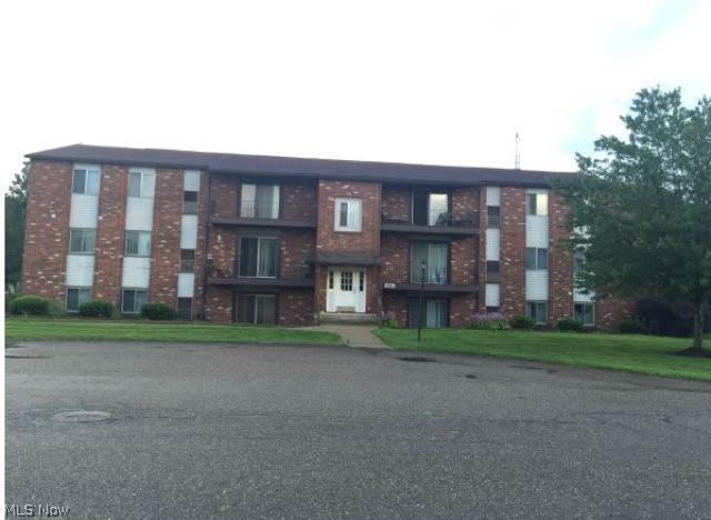 Rolling Meadows Condo - Residential