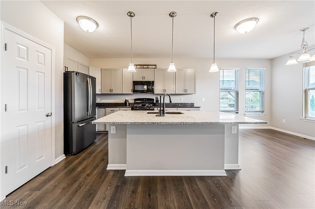 Lifestyles Of Meadow Lakes Sub - Residential