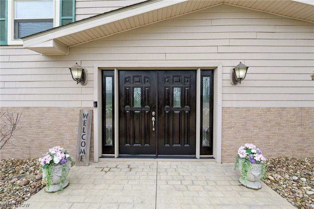 Photo of 703 Holiday Drive, Willard, OH 44890 (MLS # 5203907)