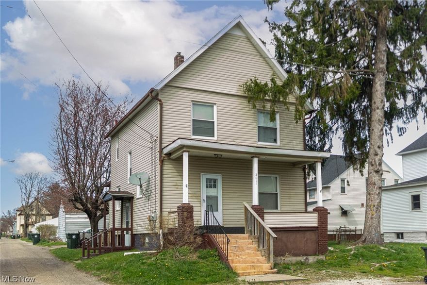 A solid investment, ready to rent or a great home. First-floor laundry, first-floor half bathroom, tiled bathrooms, laminate flooring throughout, vinyl siding and windows, fenced yard, updated kitchen with appliances, and more! The current asking rent is $975/month for a calculated cap rate of 13.4%! To be sold individually or as part of a seven-property portfolio with an average cap rate of 9.5%, see listings 4451451, 4451452, 4451449, 4451454, 4451511, 4451455, 4451453.