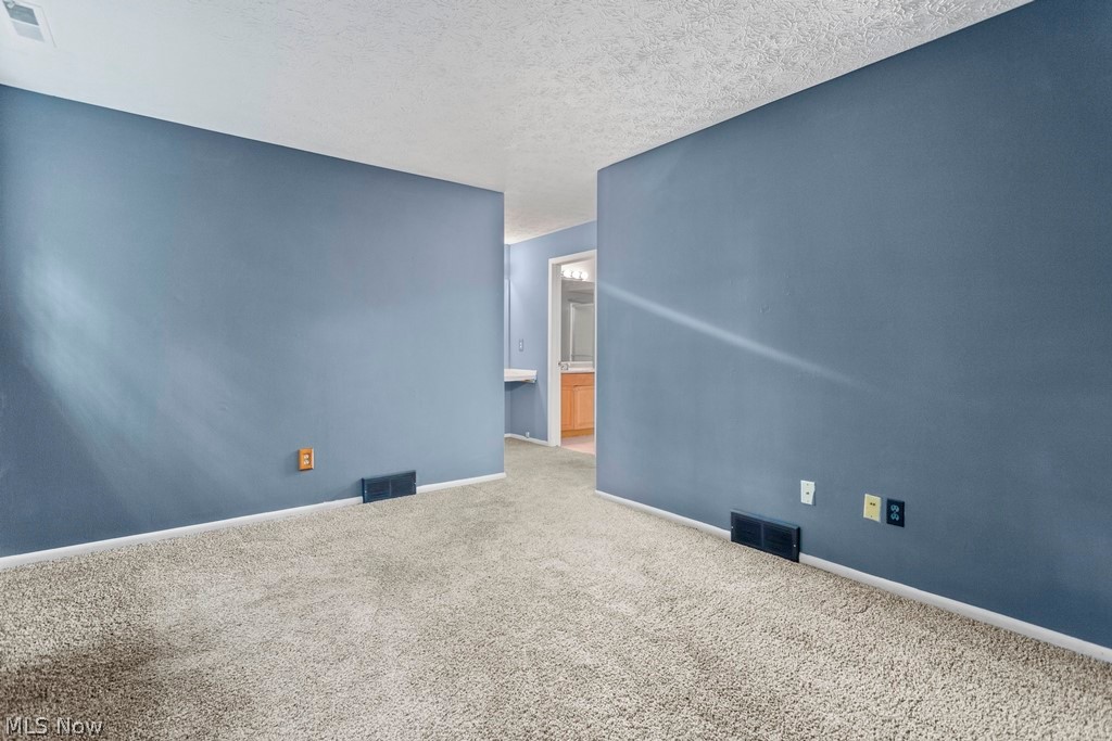 Cherry Ridge Condo - Residential