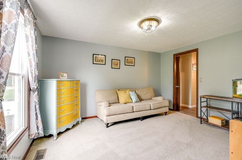 Hunters Crk 03 - Residential