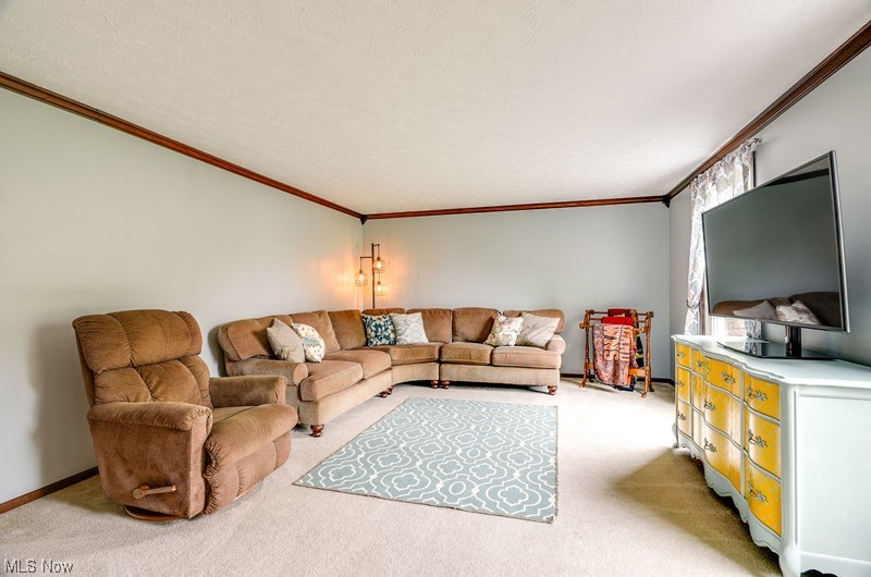 Hunters Crk 03 - Residential