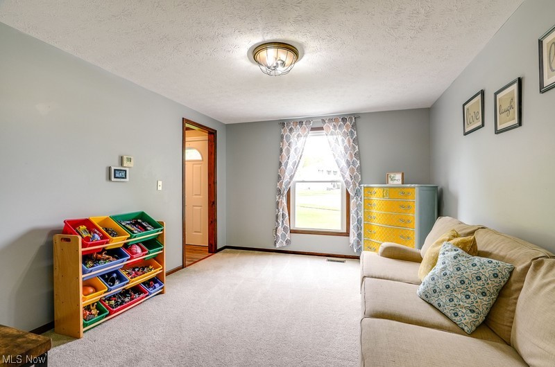 Hunters Crk 03 - Residential