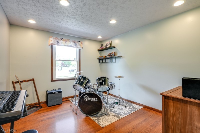 Hunters Crk 03 - Residential