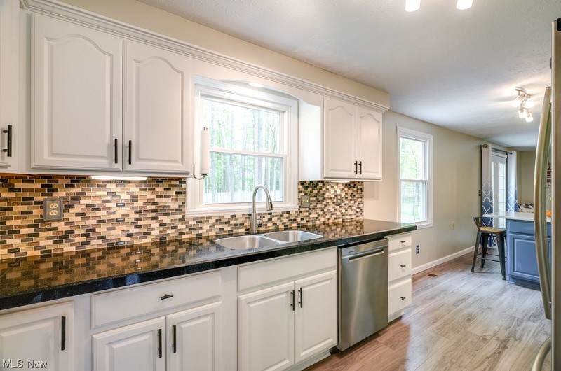 Hunters Crk 03 - Residential