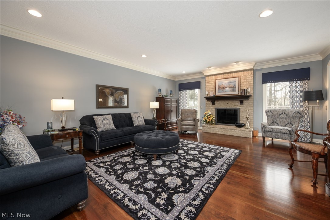 Nobles Pond - Residential