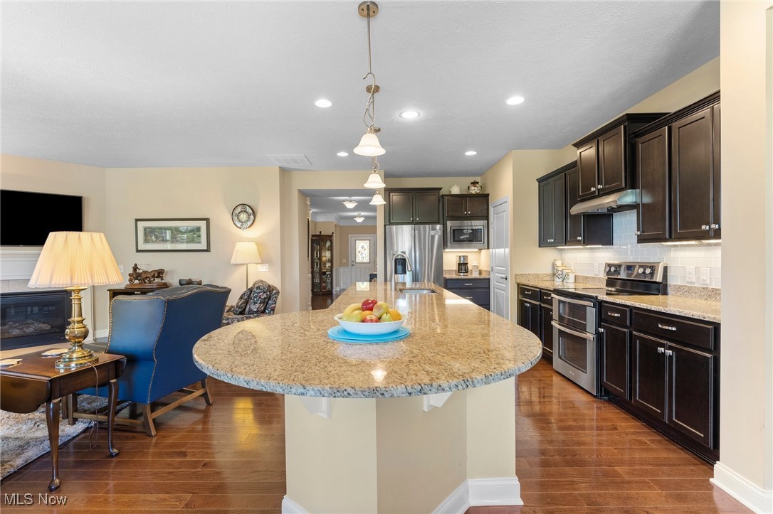 7982 Walcott Way, Mentor, Ohio image 15