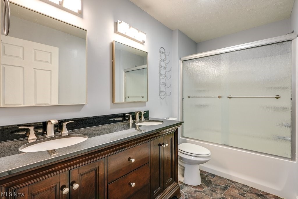 Long Lake Estate #1 - Residential