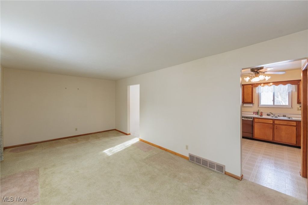 Photo of 14430 Drake Road, Strongsville, OH 44136 (MLS # 5183906)