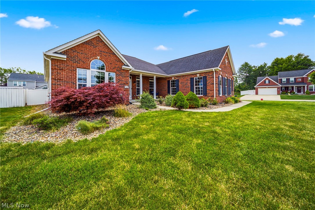 7347 Warblers Lane