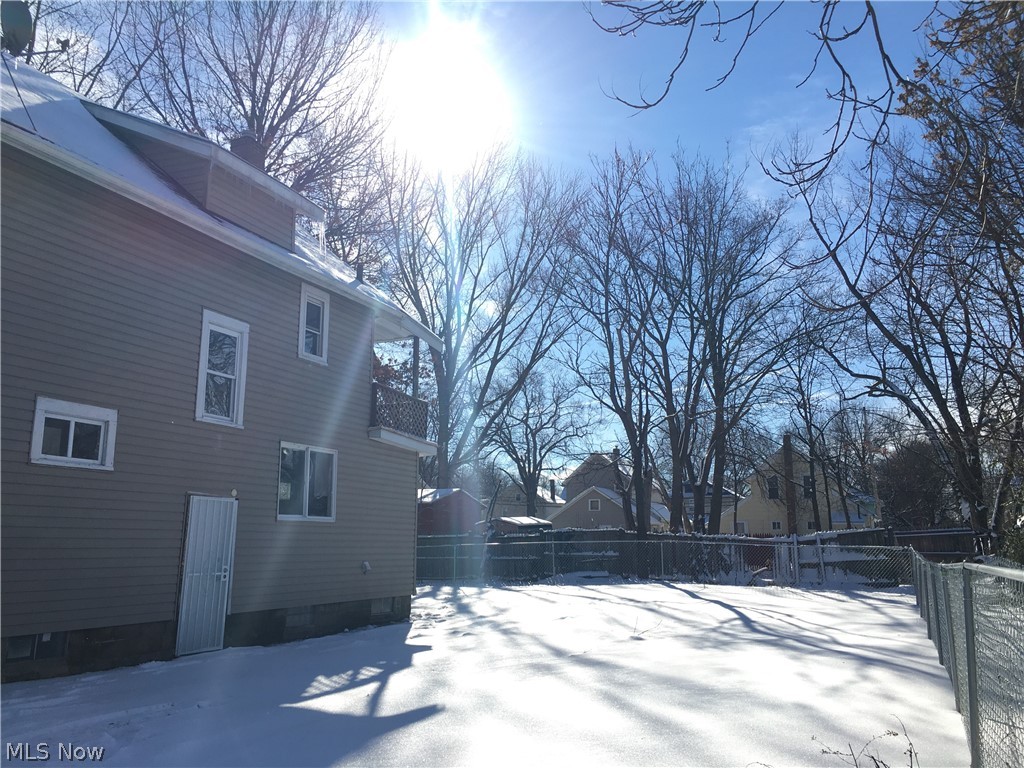 Voris - Residential Lease