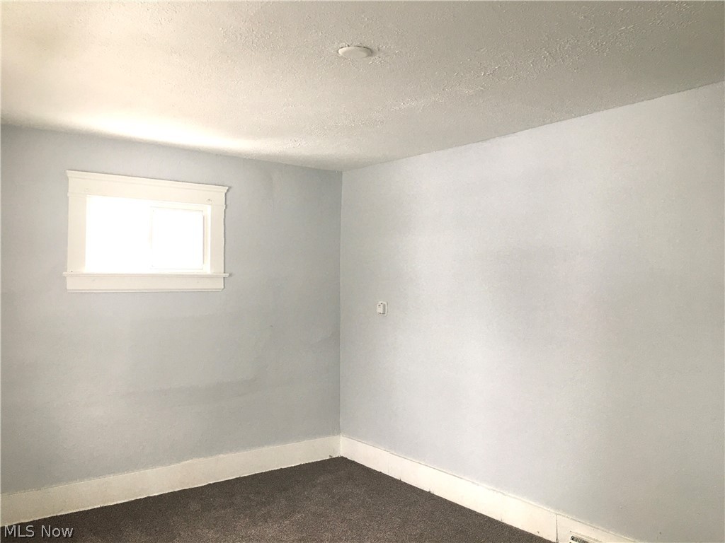 Voris - Residential Lease