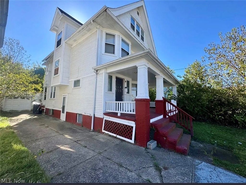 Photo of 10006 Pierpont Avenue, Cleveland, OH 44108 (MLS # 5189783)