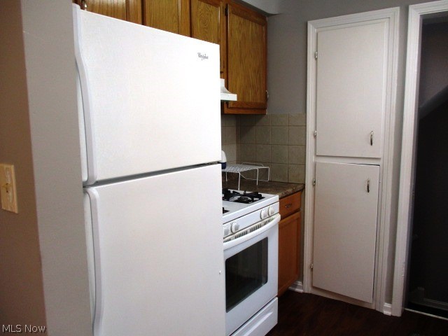 Oxford Manor - Residential Lease