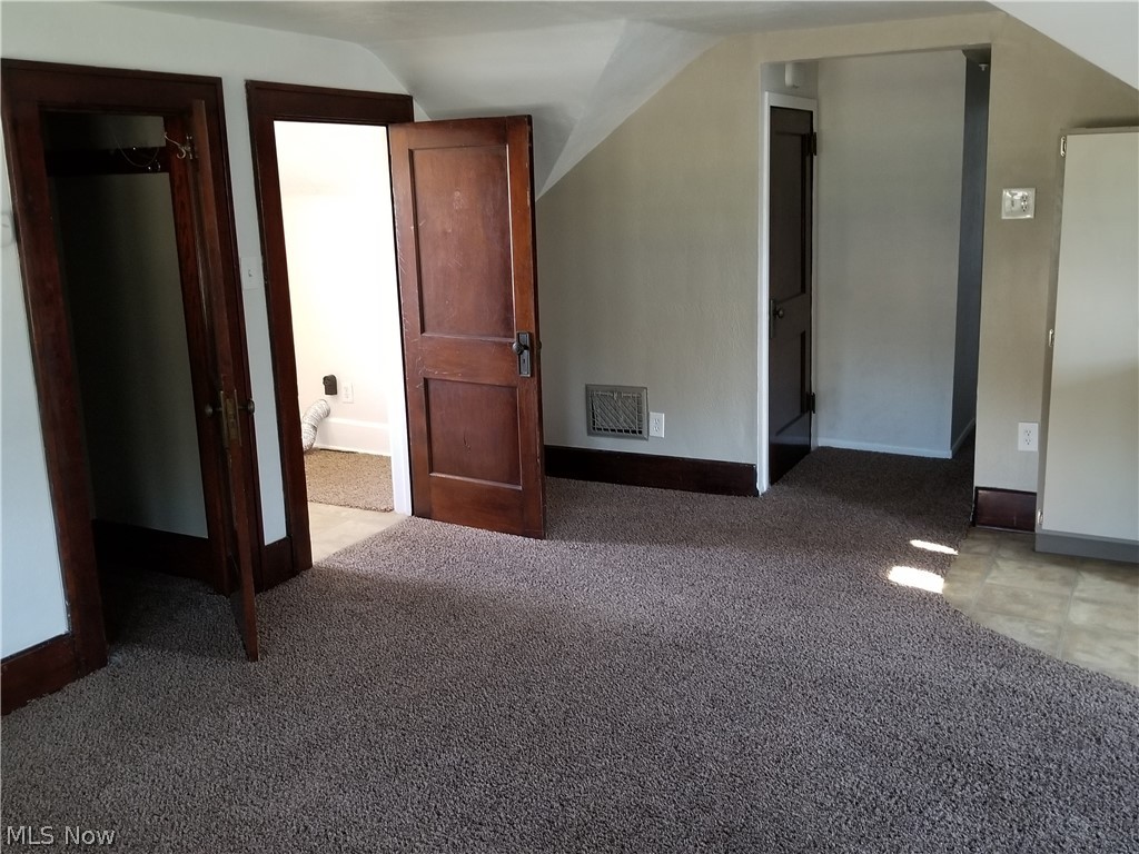 City/Youngstown - Residential Lease