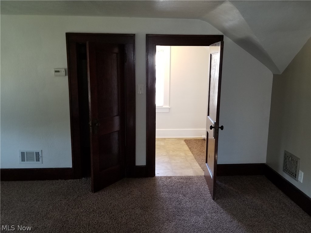 City/Youngstown - Residential Lease