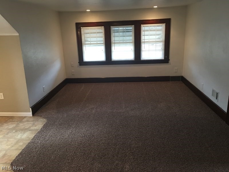 City/Youngstown - Residential Lease