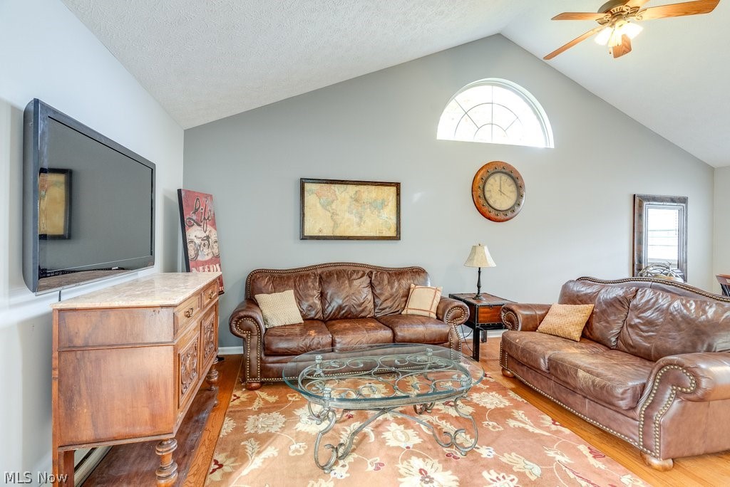 Creekside/Pleasant Lakes Condo - Residential